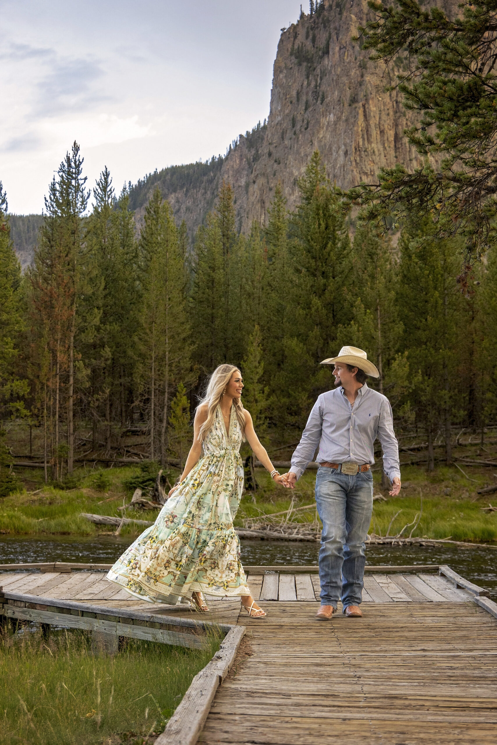 Yellowstone surprise proposal photographed in Montana